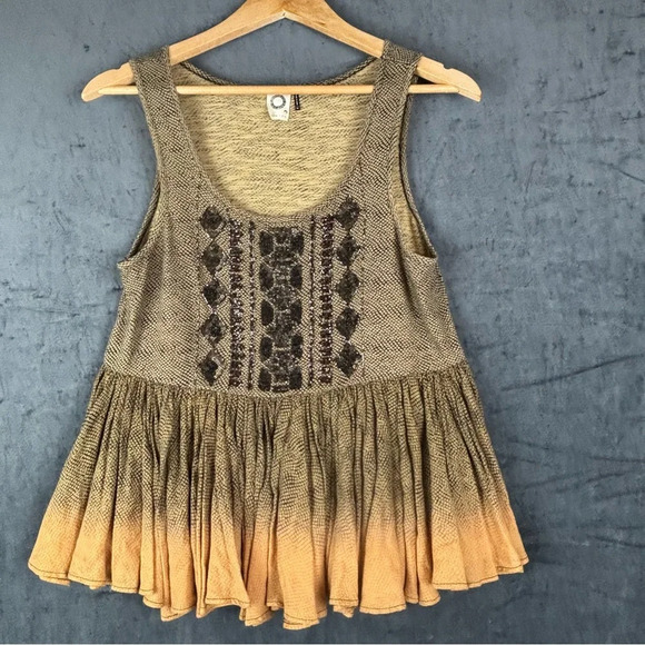 Anthropologie Akemi + Kin XS Tan and Gold Embellished Boho Peplum Tank Top - Picture 2 of 6
